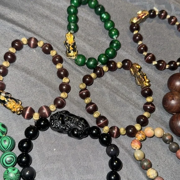 25 japanese bracelets.